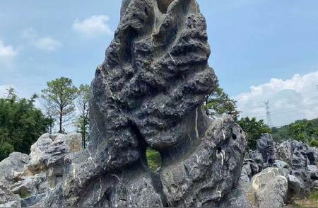 太湖石：古典文化的象征与传承